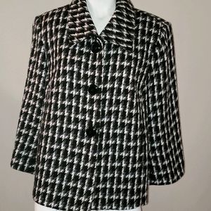 Rena Rowan off season blazer